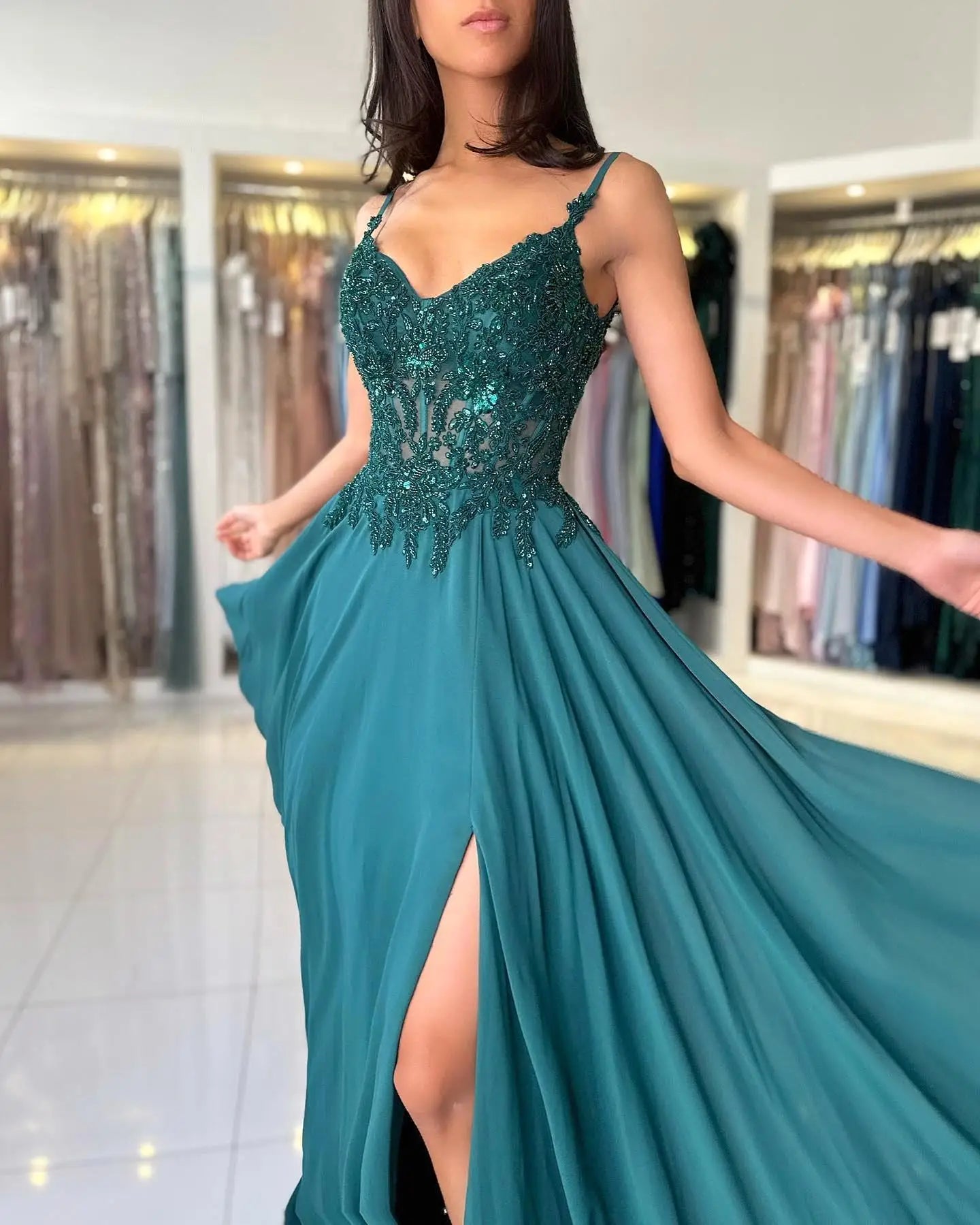 Green Chiffon Evening Dress Women Elegant Applique Suspenders Deep V-neck Backless Bridal Formal Long Ball Gowns Pageant Dress