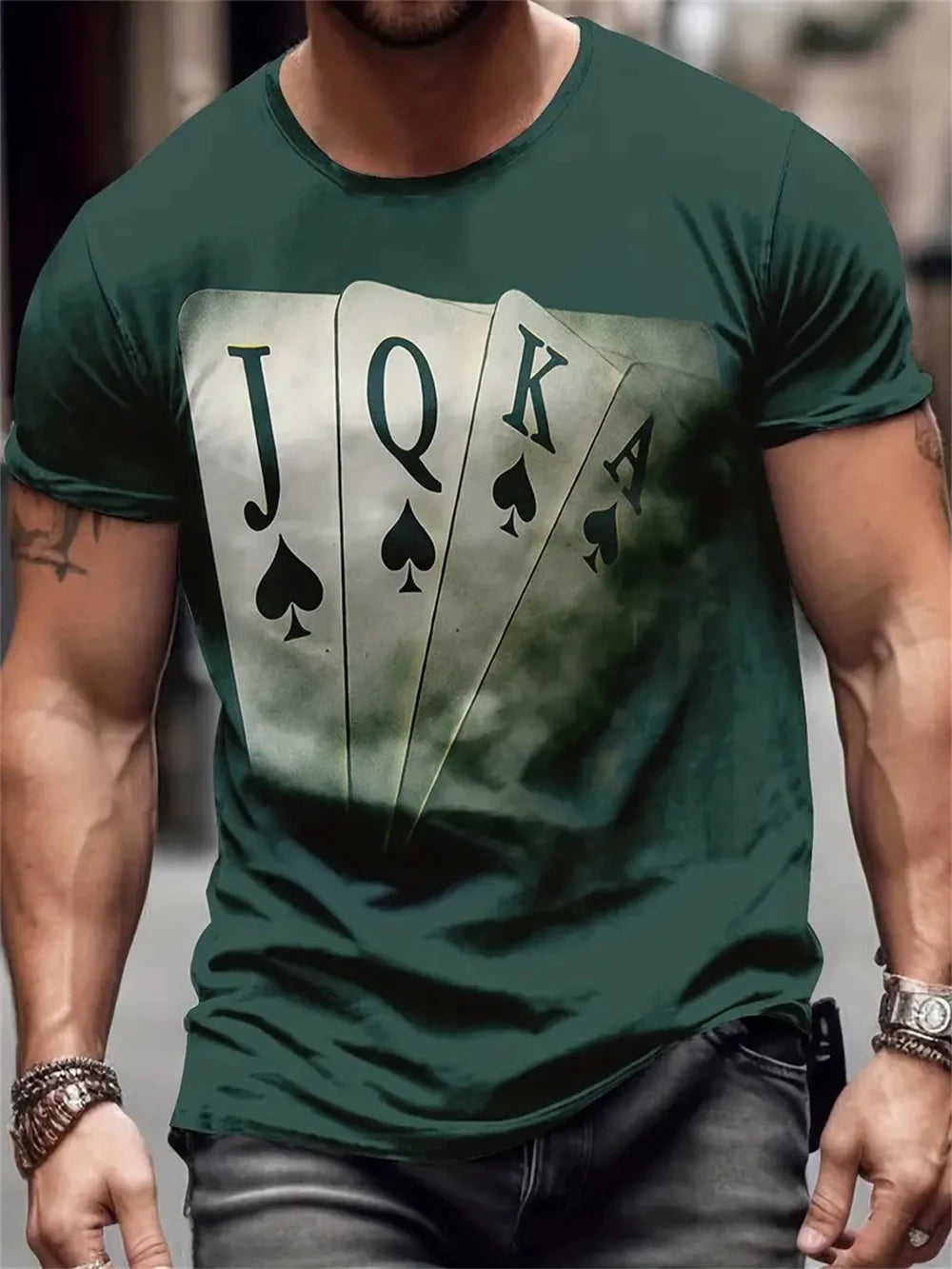 Camiseta Masculina Preta e Dourada com Estampa "King" - Luxo e Personalidade