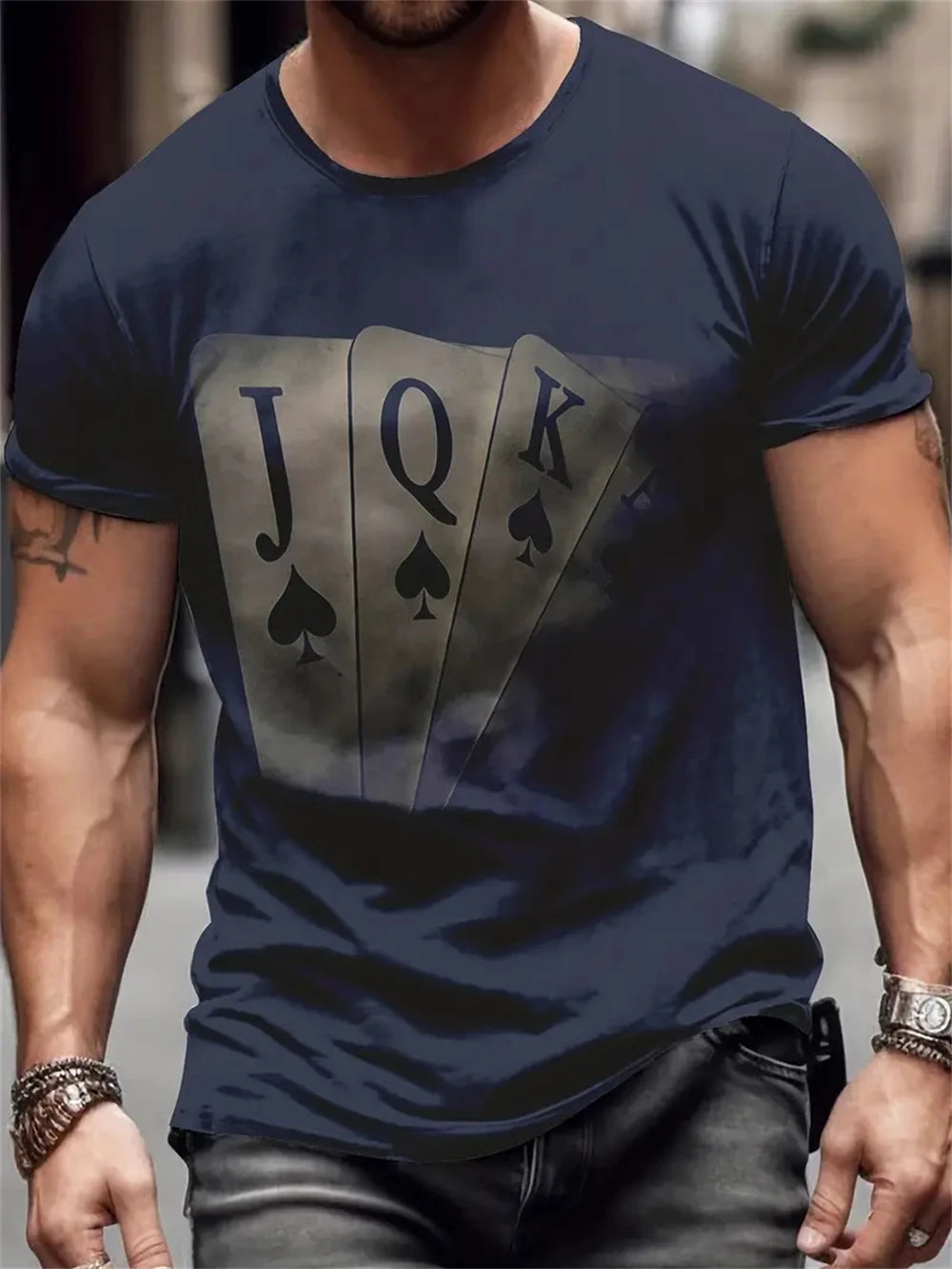 Camiseta Masculina Preta e Dourada com Estampa "King" - Luxo e Personalidade