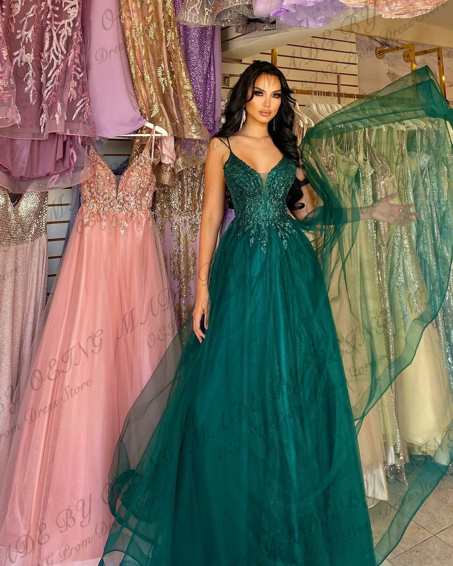 OEING Glitter Emerald Green Tulle Prom Dresses Lace Applique Straps V Neck Suspender Party Dress Women Evening Gowns Customized