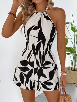 Macacão Feminino Halter com Estampa de Folhas Preto e Branco - Verão Casual
